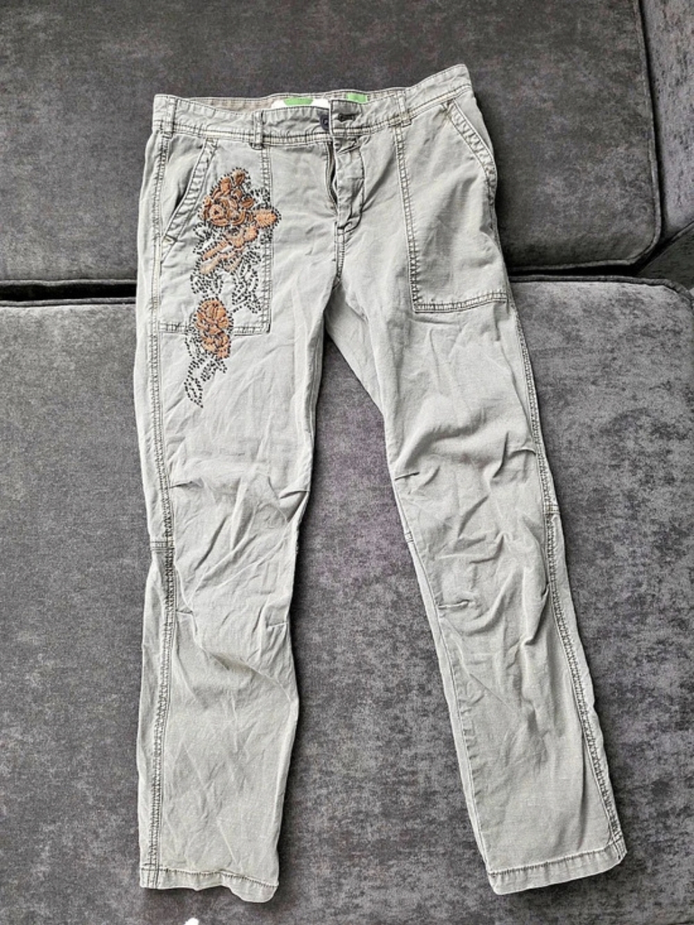 Anthropologie The Wanderer Beaded Rose Pants Gray & Orange Waist 26